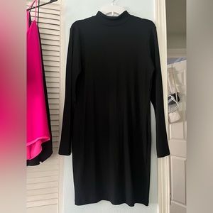 Black Victoria Sport Long Sleeve Ribbed Bodycon Dress • Large